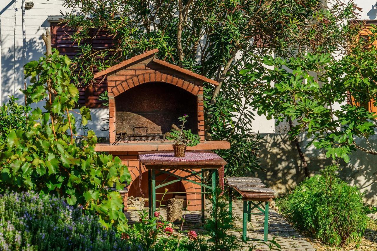 Apartmani Amila-Pisak Esterno foto