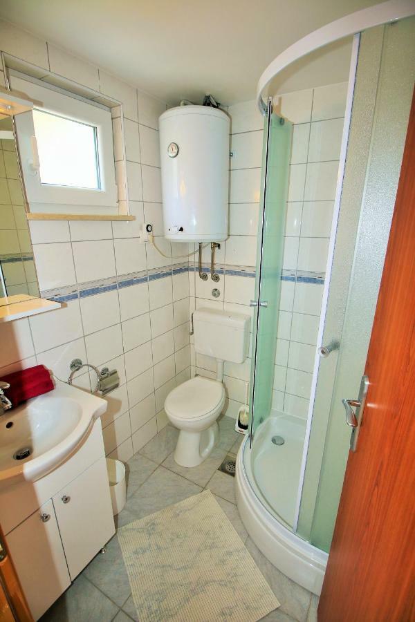 Apartmani Amila-Pisak Esterno foto